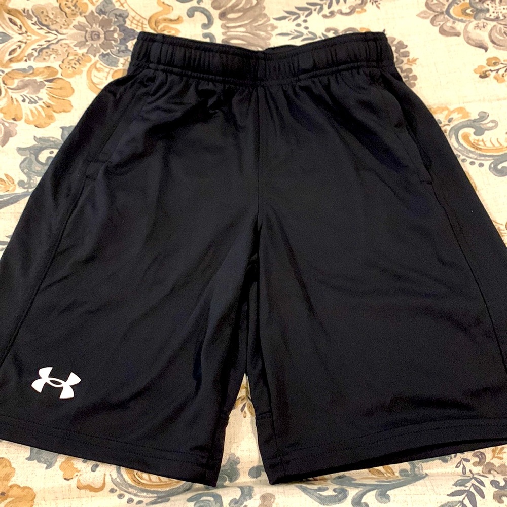 Boys Under Armour shorts